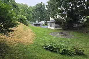 520 Deerfield Dr, Norristown, PA 19403 - Photo 6