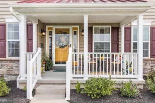 264 Wilton Ct, Harleysville, PA 19438 - Photo 2