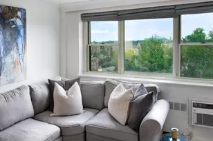 40 Old Lancaster Rd, Merion Station, PA 19066 - Photo 10