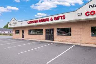 142 Shoemaker Rd, Pottstown, PA 19464 - Photo 1