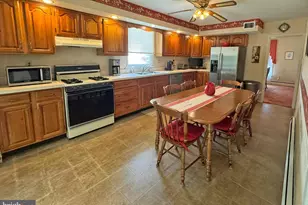 459 Edgewood Dr, Ambler, PA 19002 - Photo 2