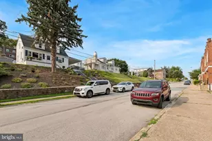 832 Bush St, Bridgeport, PA 19405 - Photo 14