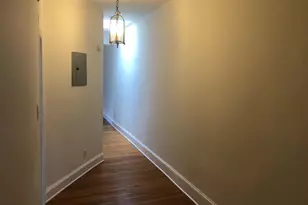 1003 1/2 W Lancaster Ave, Bryn Mawr, PA 19010 - Photo 8