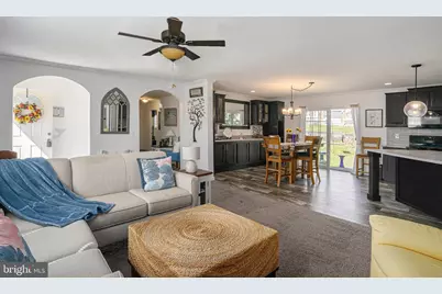 906 Lakeview Drive, Green Lane, PA 18054 - Photo 8