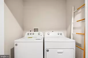 13 Ford St, Bridgeport, PA 19405 - Photo 34