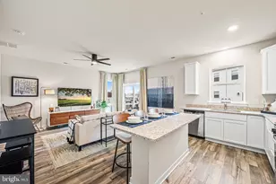 13 Ford St, Bridgeport, PA 19405 - Photo 10