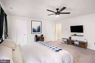 7 Ford St, Bridgeport, PA 19405 - Photo 12