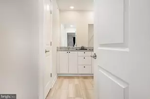 7 Ford St, Bridgeport, PA 19405 - Photo 14