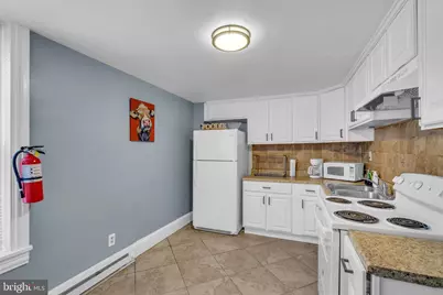 905 W Marshall Street, Norristown, PA 19401 - Photo 10