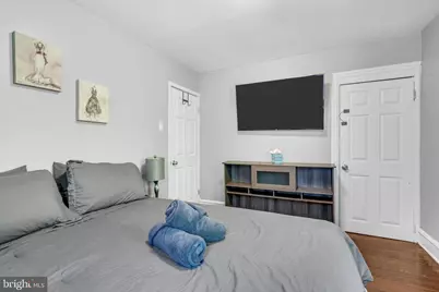 905 W Marshall Street, Norristown, PA 19401 - Photo 6