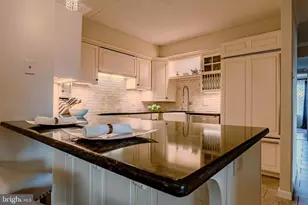 10211 Valley Forge Cir, King of Prussia, PA 19406 - Photo 10