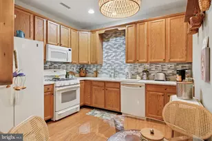 3106 Lilac Ct, Upper Gwynedd, PA 19446 - Photo 6