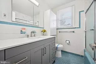 898 Crestline Dr, Blue Bell, PA 19422 - Photo 12