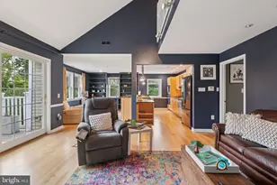 9 Comly Ct, Flourtown, PA 19031 - Photo 8