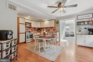 102 Earl Ln, Hatboro, PA 19040 - Photo 6