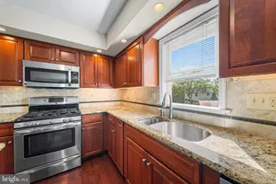 2126 Deer Ridge Dr, Pottstown, PA 19464 - Photo 10