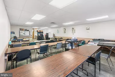 215 W Main Street, Lansdale, PA 19446 - Photo 20