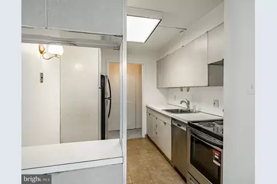 1001 City Avenue #W-109, Wynnewood, PA 19096 - Photo 12