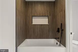 300 Witmer Rd, Horsham, PA 19044 - Photo 16