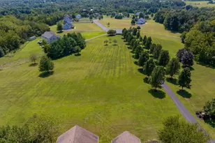 2100 Fox Hollow Ln, East Greenville, PA 18041 - Photo 88