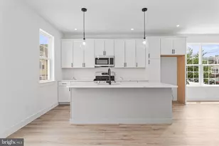 205 8th St, Bridgeport, PA 19405 - Photo 2