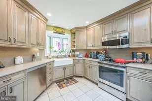 745 Germantown Pike, Lafayette Hill, PA 19444 - Photo 12