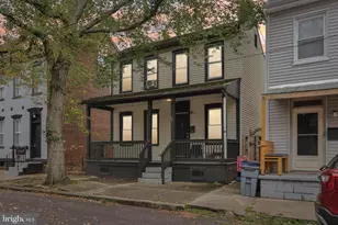 418 Walnut St, Pottstown, PA 19464 - Photo 2