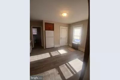 302 N York Street, Pottstown, PA 19464 - Photo 4