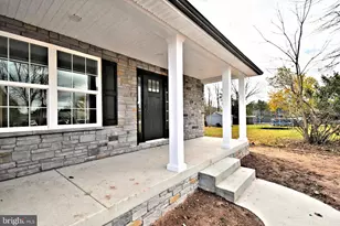 638 Gilbertsville Rd, Gilbertsville, PA 19525 - Photo 4