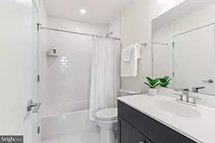 951 Riverplace Dr, Conshohocken, PA 19428 - Photo 16