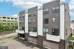 951 Riverplace Dr, Conshohocken, PA 19428 - Photo 32