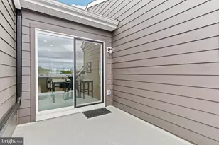 951 Riverplace Dr, Conshohocken, PA 19428 - Photo 20