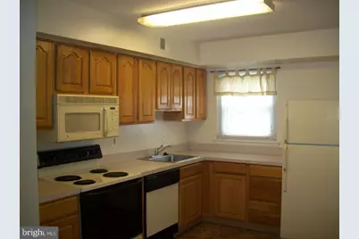 22 Coventry Court, Blue Bell, PA 19422 - Photo 2