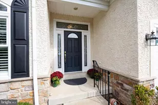 4397 Meadowridge Ln, Collegeville, PA 19426 - Photo 6