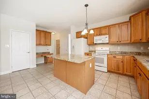 4397 Meadowridge Ln, Collegeville, PA 19426 - Photo 16