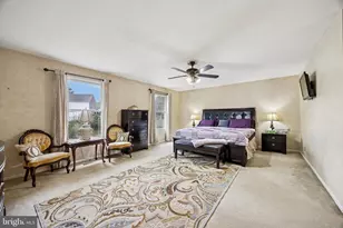 21 Roy Ln, Huntingdon Valley, PA 19006 - Photo 18