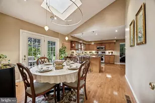 21 Roy Ln, Huntingdon Valley, PA 19006 - Photo 14