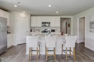 318 Haven Dr, Pottstown, PA 19464 - Photo 12