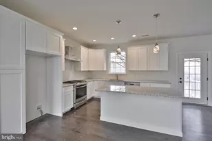 440 E 9th Ave, Conshohocken, PA 19428 - Photo 10