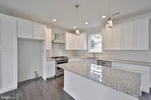 442 E 9th Ave, Conshohocken, PA 19428 - Photo 8