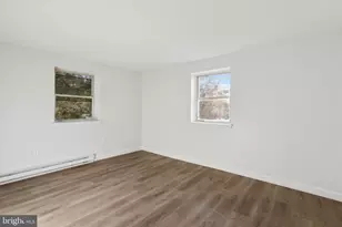 329 Buttonwood St, Norristown, PA 19401 - Photo 10