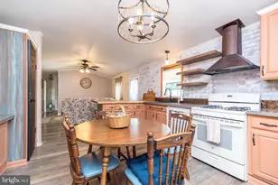 25 Chestnut Ct E, Harleysville, PA 19438 - Photo 30