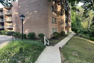 1637 Oakwood Dr, Penn Valley, PA 19072 - Photo 2