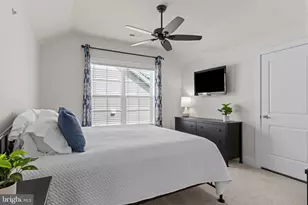 516 Galleria St, Dresher, PA 19025 - Photo 32