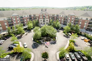 523 Carson Terrace, Huntingdon Valley, PA 19006 - Photo 2