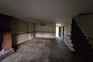 805 Sandra Ln, Norristown, PA 19403 - Photo 8