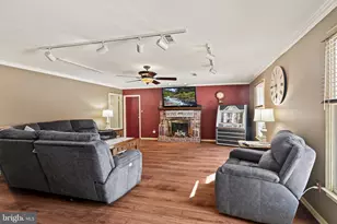 1324 Highland Ave, Fort Washington, PA 19034 - Photo 4