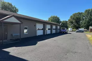 223 W Reliance Rd, Telford, PA 18969 - Photo 2