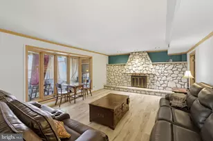 985 Milkweed Ln, Huntingdon Valley, PA 19006 - Photo 34