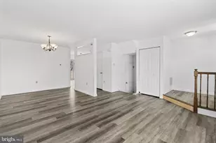 524 Oaktree Ct, Pottstown, PA 19464 - Photo 6